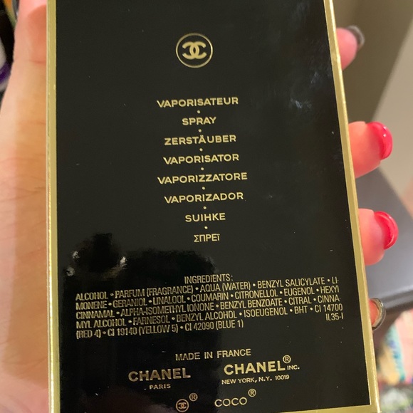 Chanel - Picture 4 of 4